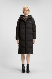 Lange Daunenjacke mit Kapuze und Stack-Logo-Print, Schwarz