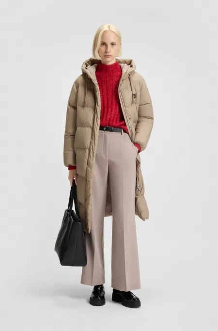 Doudoune longue à capuche avec logo imprimé revisité