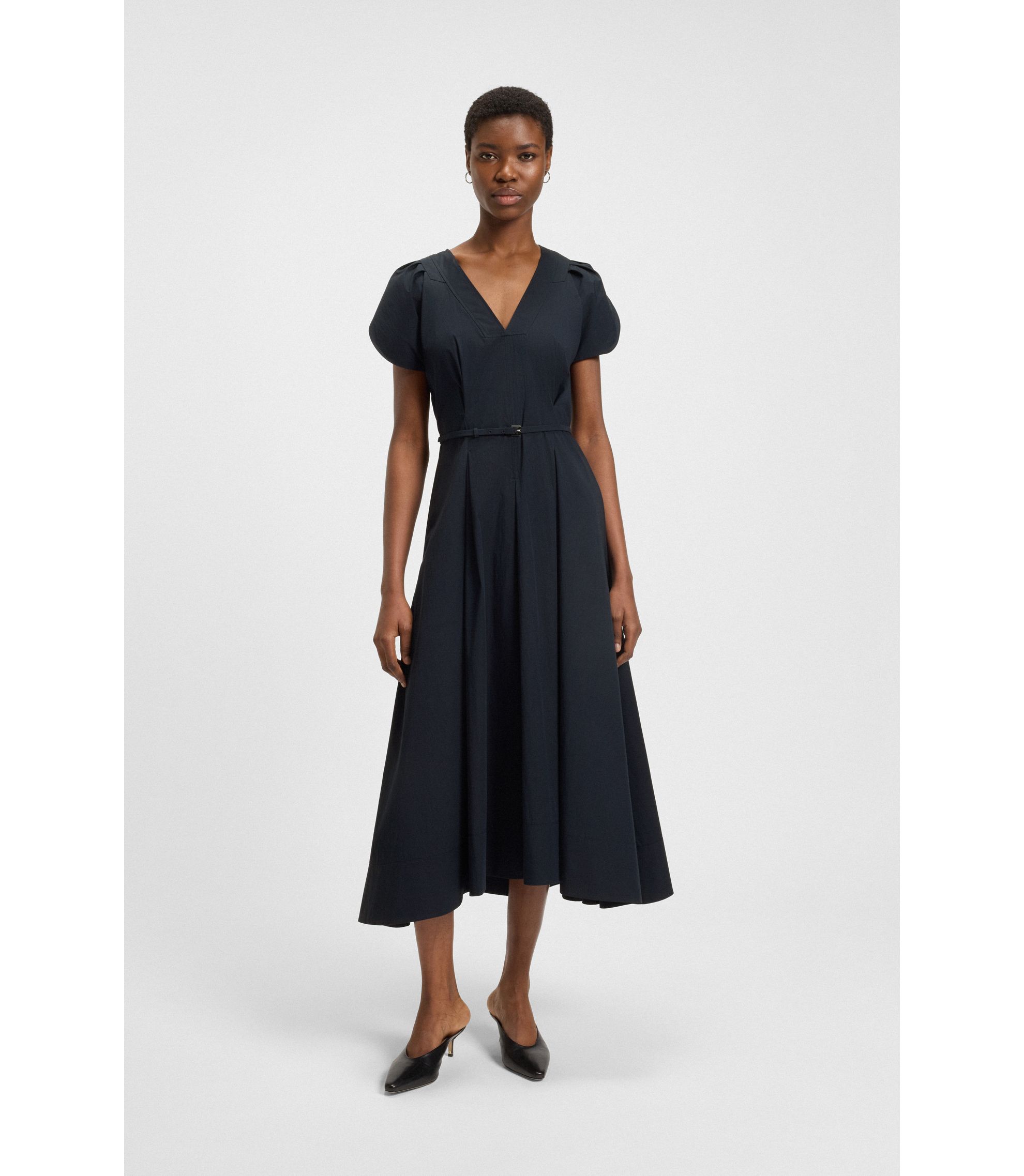 hbeu50546422_404_350?wid=1980&