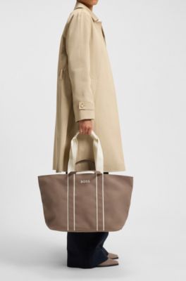 Borsa tote lavorata con tracolla con logo, Marrone