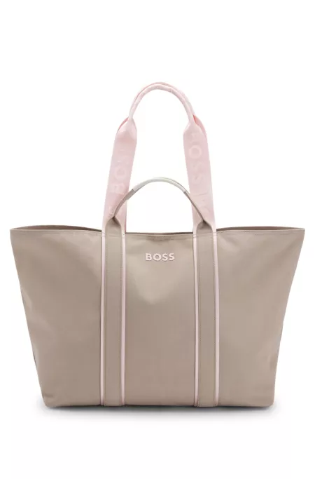 Textured tote bag with logo straps