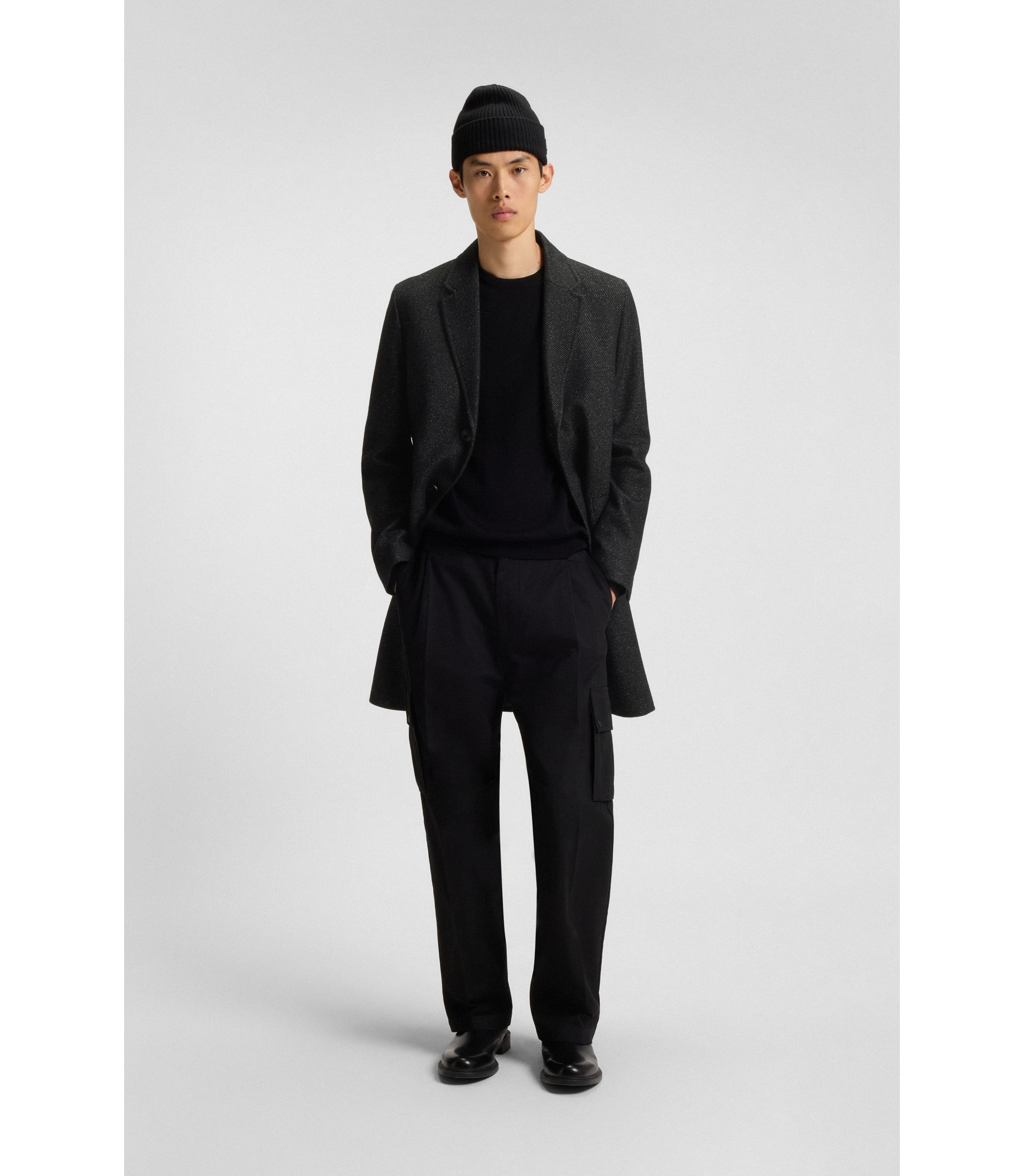 hbeu50546530_001_300?wid=1980&