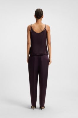 Top tipo camisola de sat&eacute;n con ribetes de encaje, Rojo oscuro