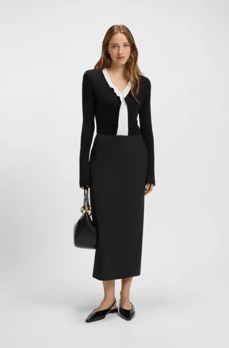 Pencil skirt in virgin wool