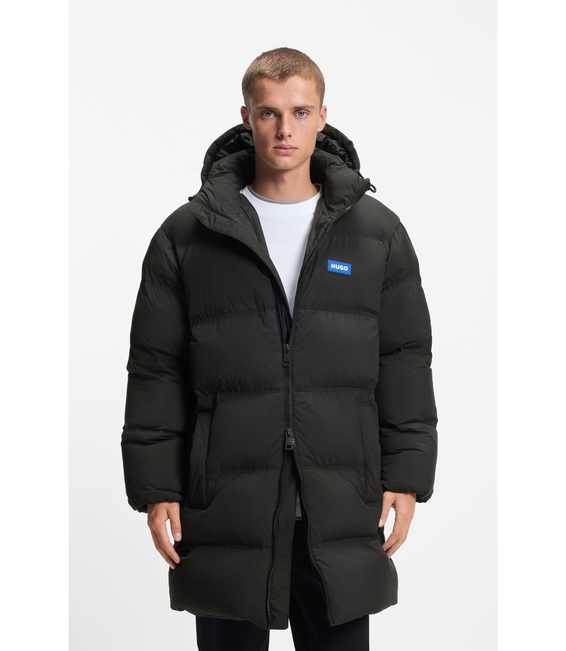 Wattierte Relaxed-Fit Jacke mit verstellbarer Kapuze und wasserabweisendem Finish