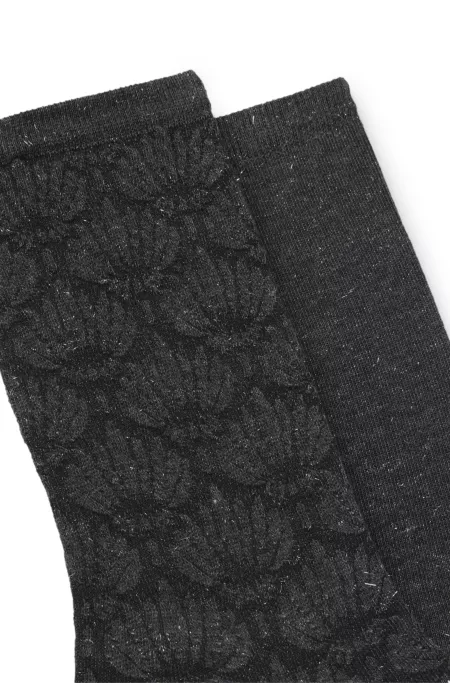 Two-pack of regular-length socks