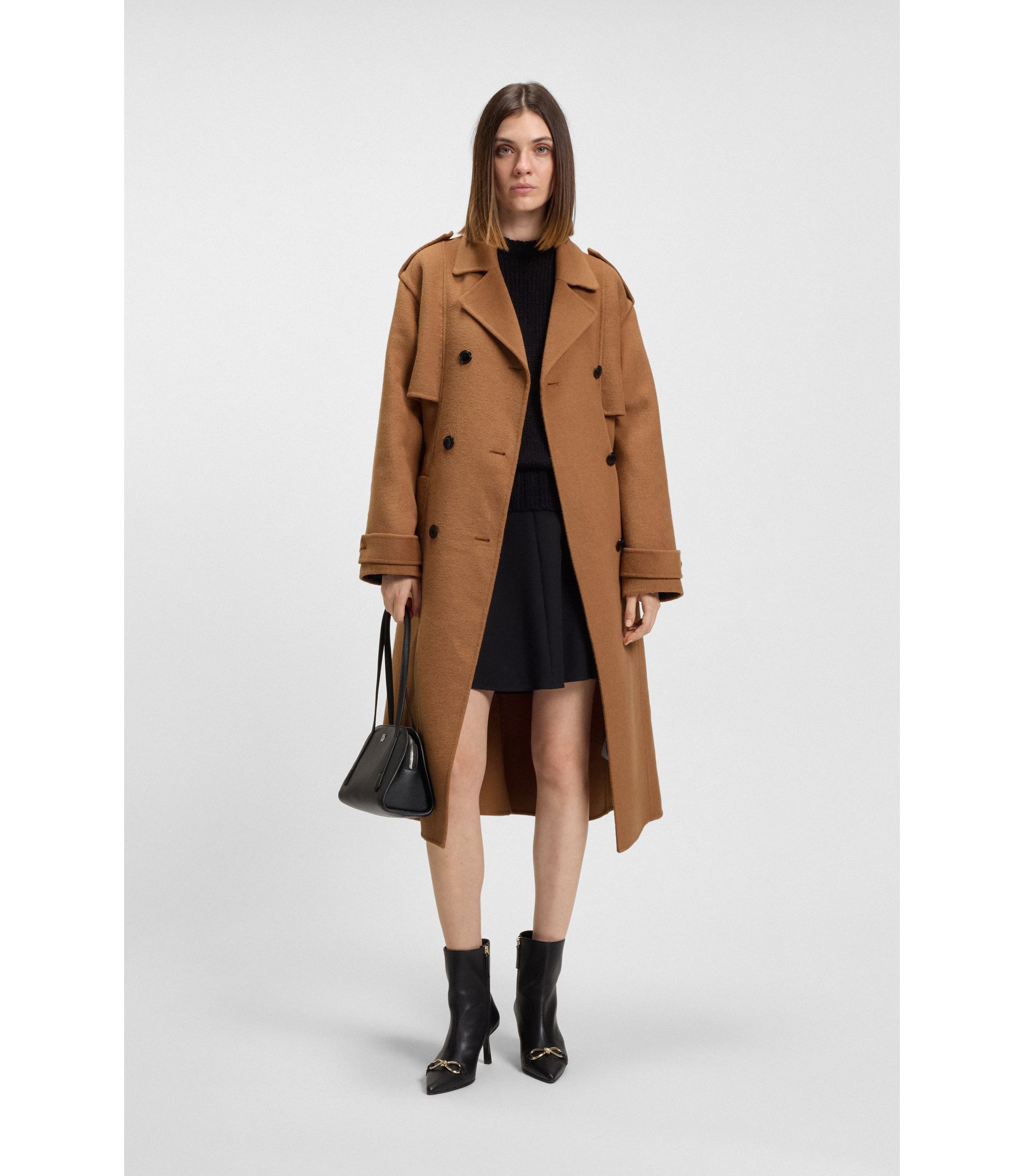 HUGO 黒 トレンチコート HUGO 黒 トレンチコート