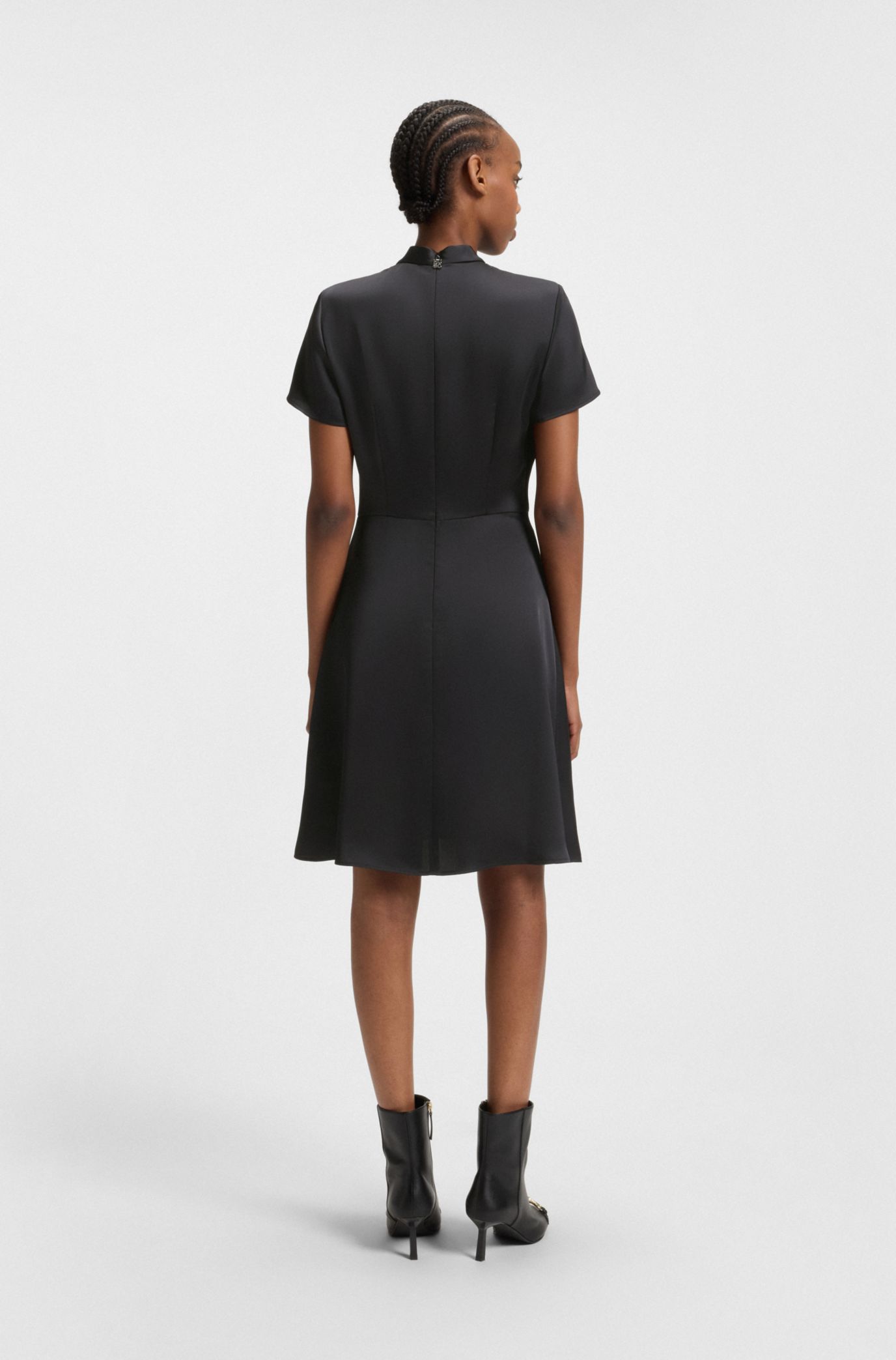 HUGO - レギュラーフィット サテンドレス ドレープネックディテール