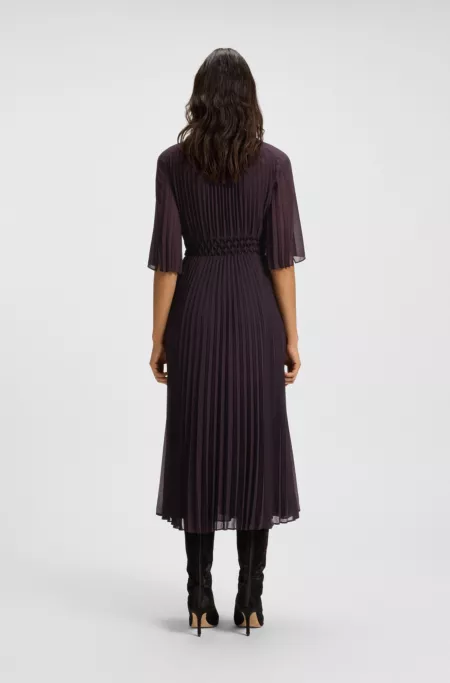 Plissé dress with waistband smocking
