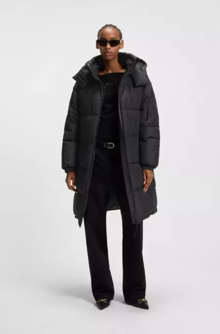 Water-repellent parka jacket with detachable hood