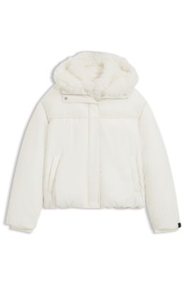 Water-repellent jacket with detachable faux-fur bib, White