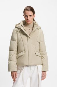 Veste matelassée à capuche et détails passepoilés, Beige clair