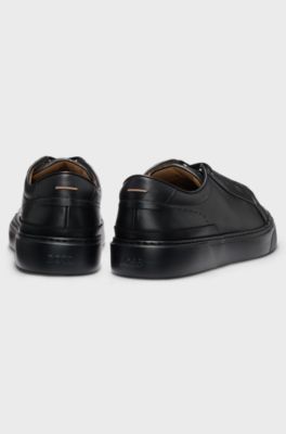 Gary trainers in brushed leather with elastic laces, Black