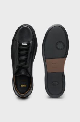 Gary deportivas de piel cepillada con cordones el&aacute;sticos, Negro