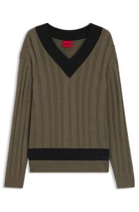 Mixed-knit oversized-fit sweater with contrast V neckline, Brown