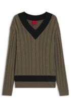 Sweaters & Cardigans