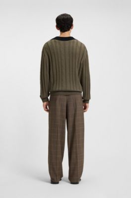 Mixed-knit oversized-fit sweater with contrast V neckline, Brown