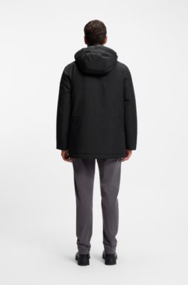 Wasserabweisende Jacke mit kontrastierendem Einsatz, Schwarz
