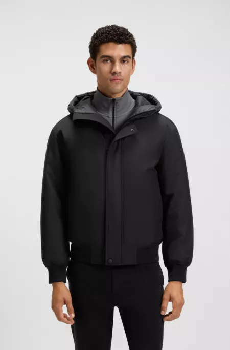 Water-repellent jacket with contrasting insert