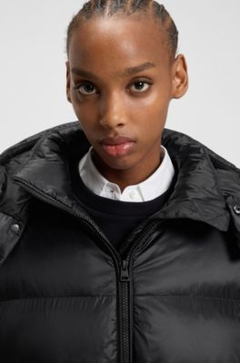 Water-repellent padded jacket with detachable belt and hood, Black