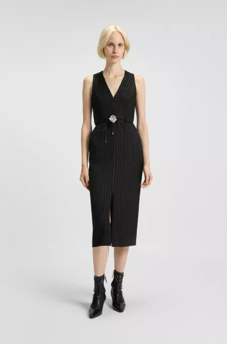 Robe à rayures tennis brillantes avec ceinture à fleur en strass