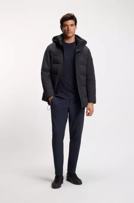 Water-repellent parka jacket with down filling