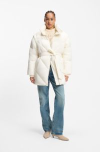 Water-repellent puffer jacket with belt, White
