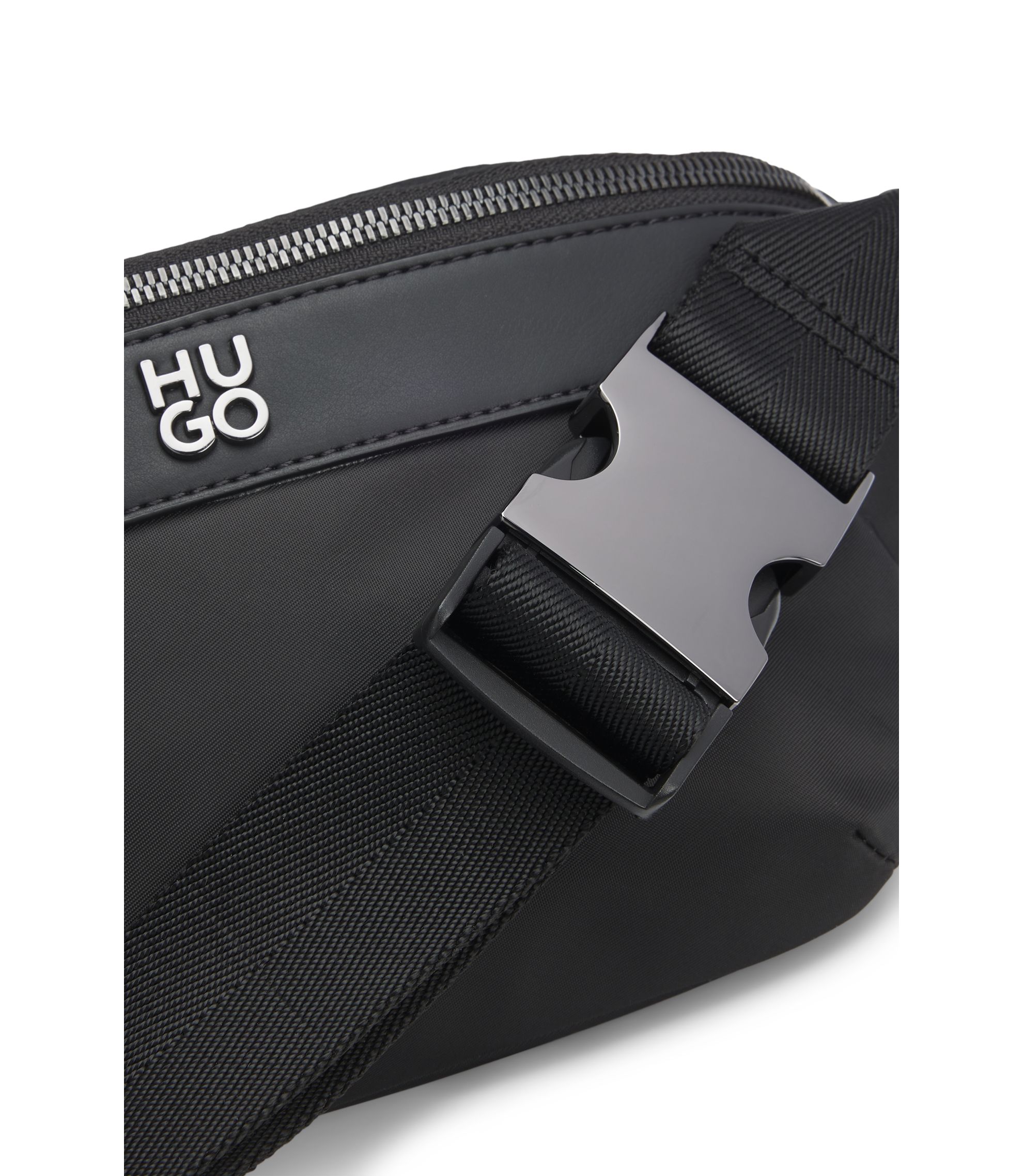 HUGO パンチング　ベルトバッグ Amazon | [HUGO] [ヒューゴ] ベルトバッグ パンチング フェイク