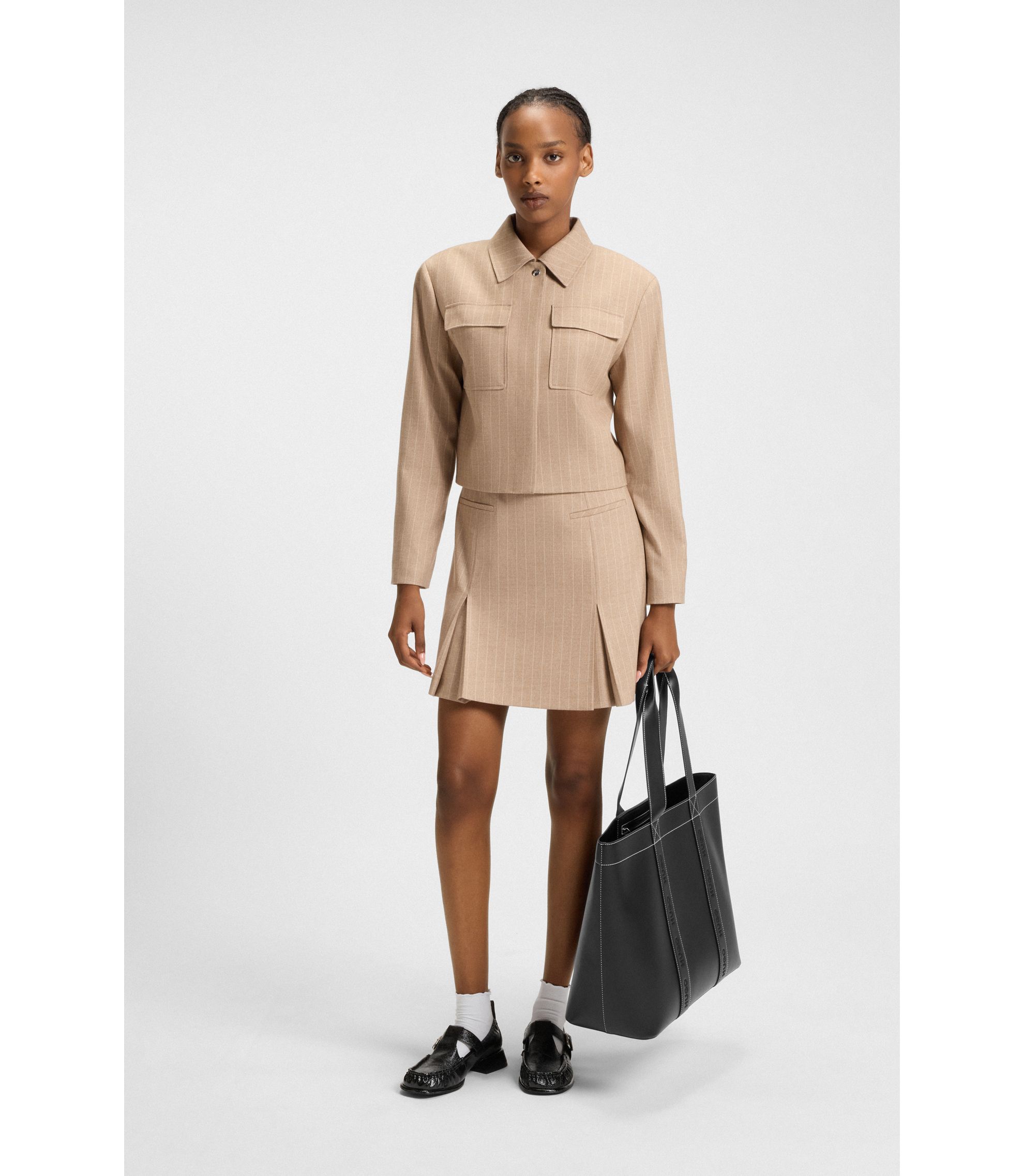 HUGOバッグ HUGO - フェイクレザー トートバッグ ロゴエンブロイダリー - ブラック