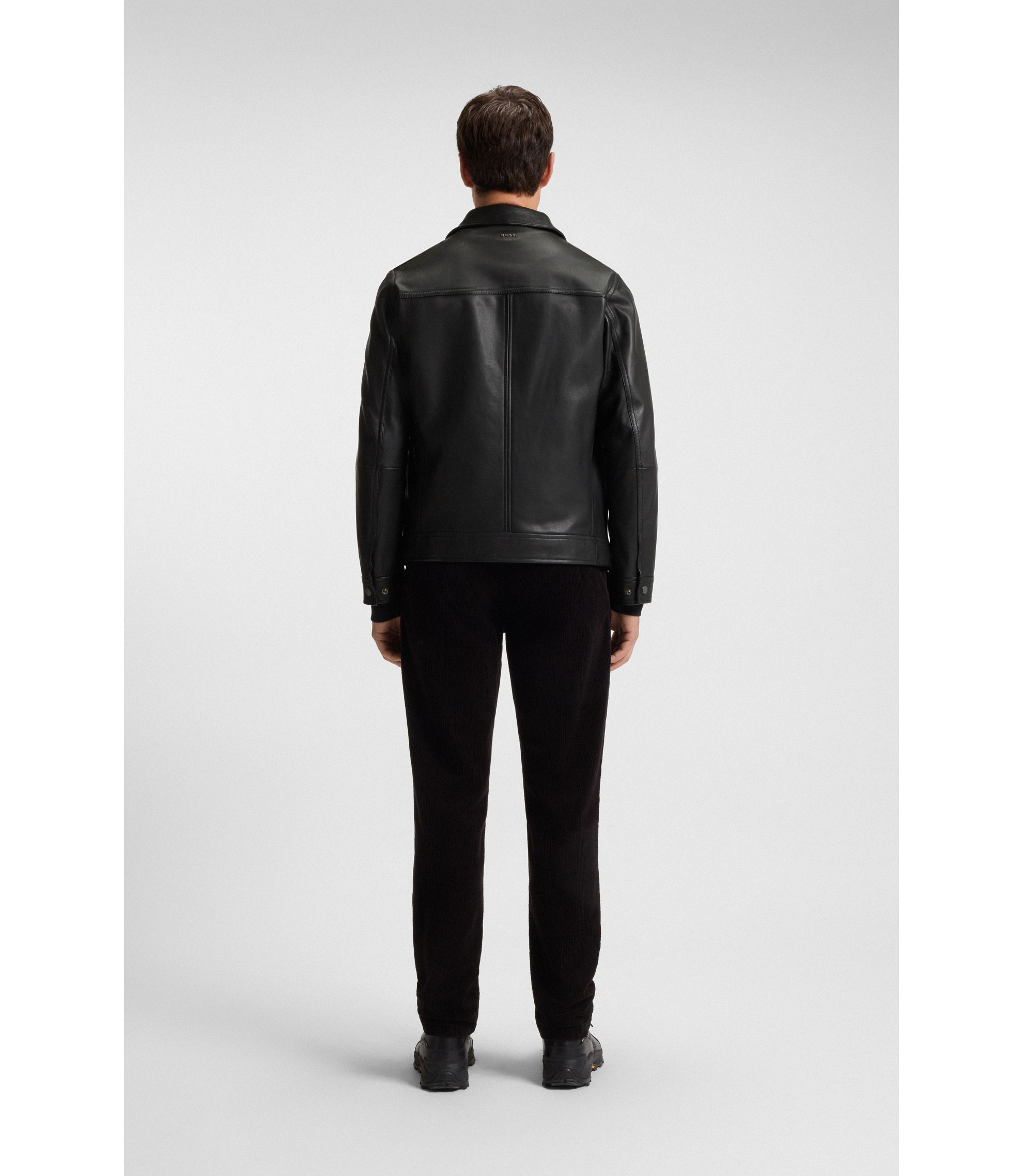 素材：レザー | BOSS Inspiration | HUGO BOSS