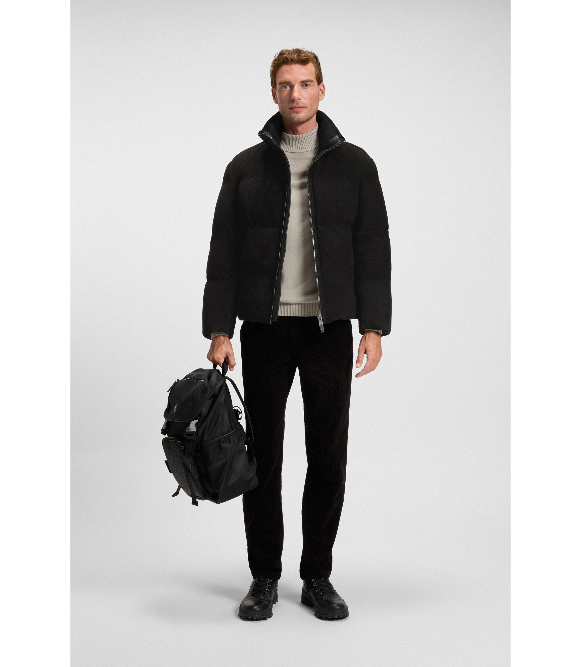 hbeu50547546_001_300?wid=1980&