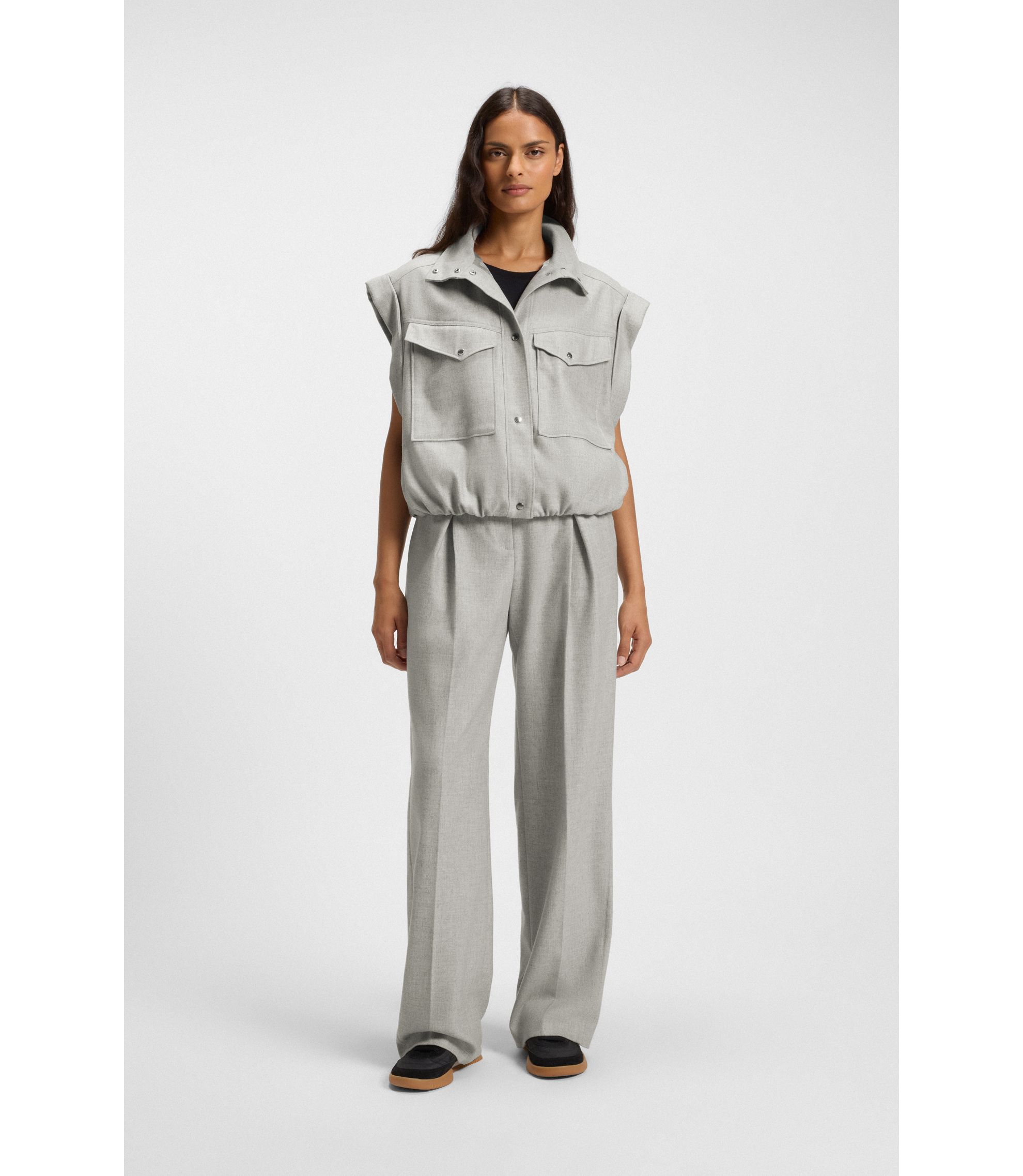 hbeu50547683_056_300?wid=1980&