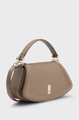 Ariell shoulder bag in grained leather, Light Brown