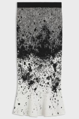 Knitted tulip skirt in lustrous stretch fabric, Patterned