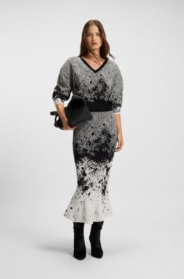 Knitted tulip skirt in lustrous stretch fabric, Patterned