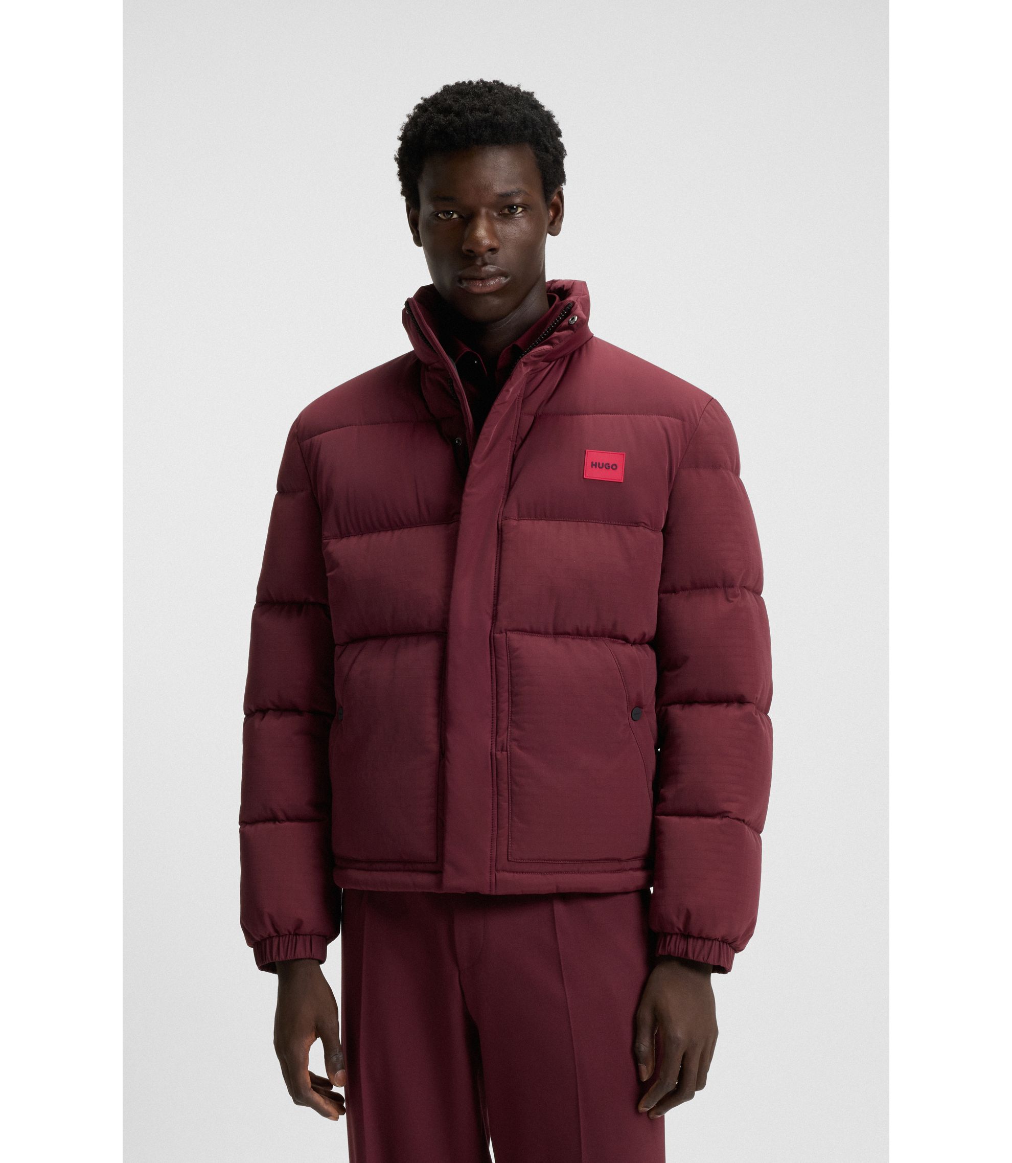 hbeu50547887_602_350?wid=1980&