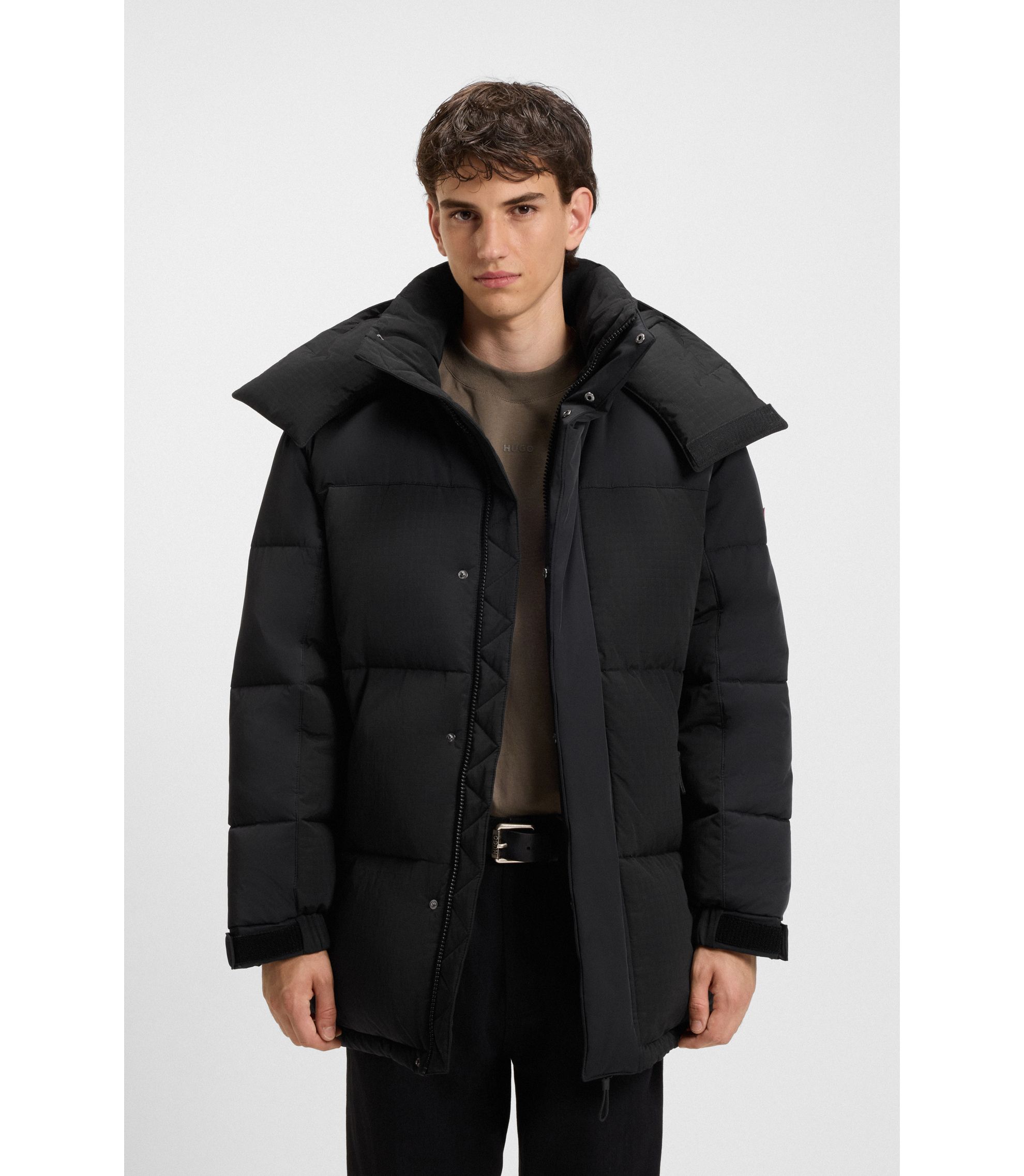 Wasserabweisender Mantel mit Daunenfüllung