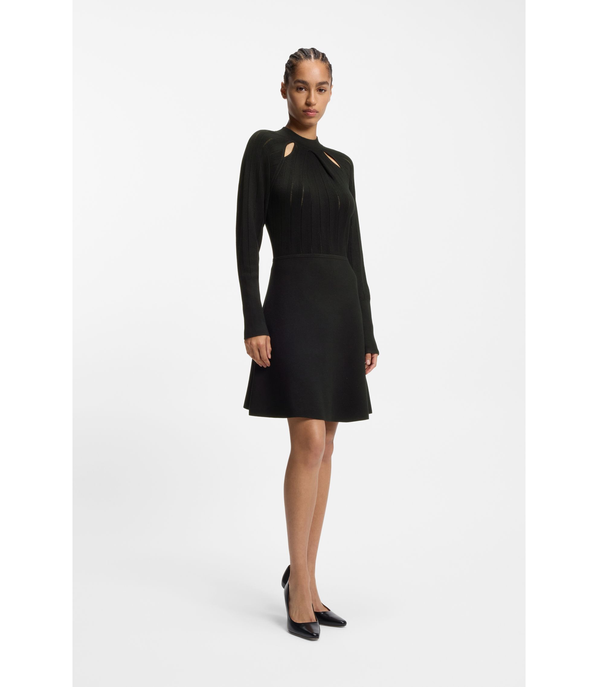 Strickkleid im Skater-Stil mit Spitzendetails