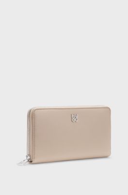 Portafoglio in similpelle con zip e logo scomposto, Beige