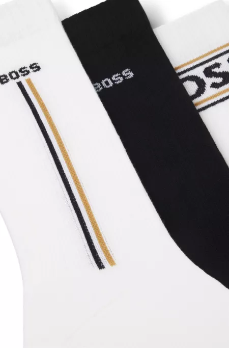 Three-pack of short-length socks with logo details