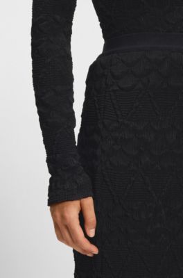 Pencil skirt with geometric pliss&eacute; , Black