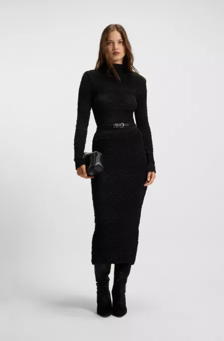 Haut à manches longues avec plis géométriques