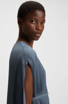 Jurk van gekreukte chiffon met overlay en ceintuur, Blauw