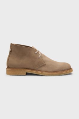 Desert boots en cuir su&eacute;d&eacute; &agrave; semelle en gomme, Beige