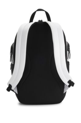 Sac &agrave; dos logot&eacute; avec poche avant en mesh, Blanc