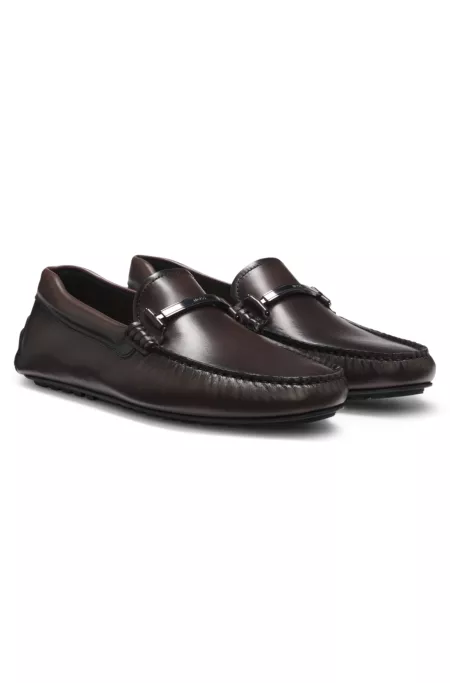 Nappa-leather driver shoes with branded hardware