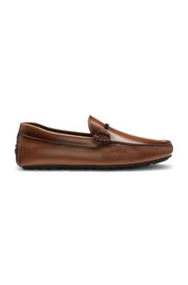 Nappa-leather driver shoes with branded hardware, Brown