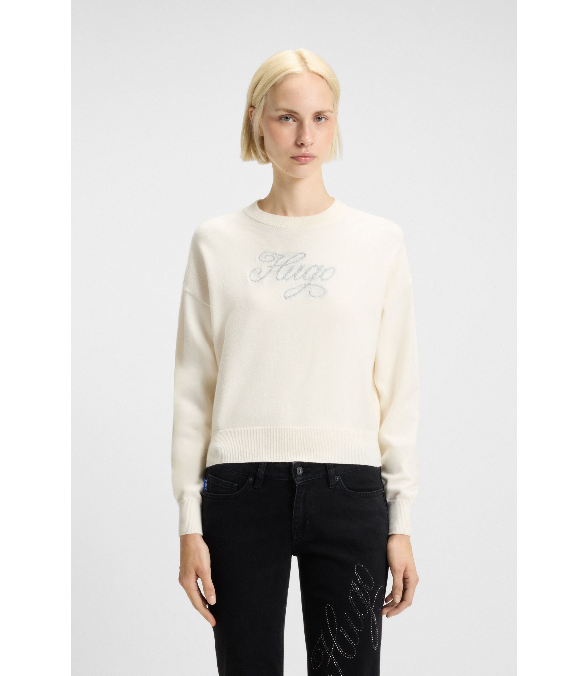 Relaxed-Fit Strickpullover mit Logo aus metallisierten Garnen