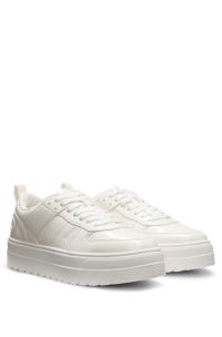 Platform trainers in patent faux leather, White