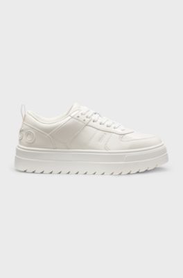Platform trainers in patent faux leather, Natural